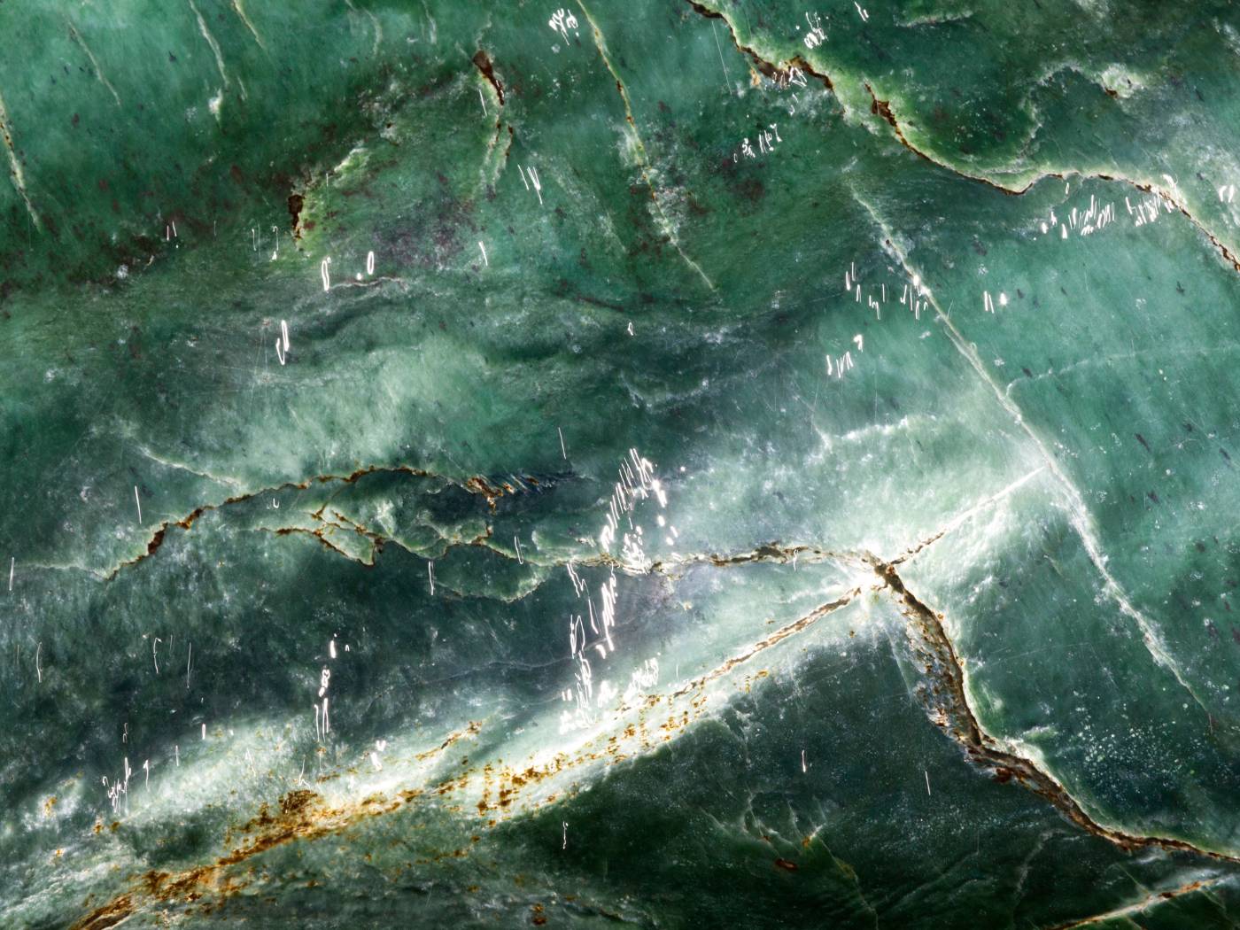 Jade Bracelets - Properties and Meaning